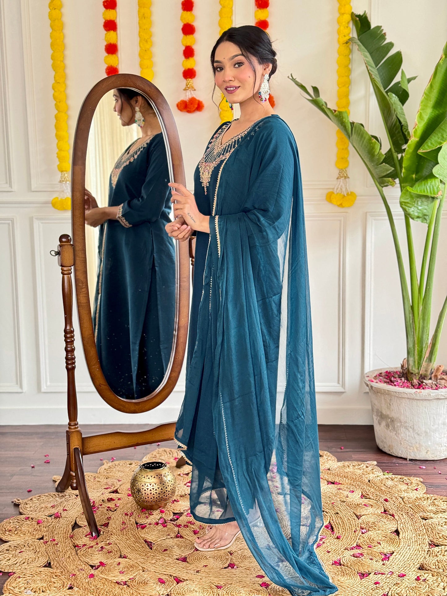 Kurta Suit Sets for Women by Ruvi Online